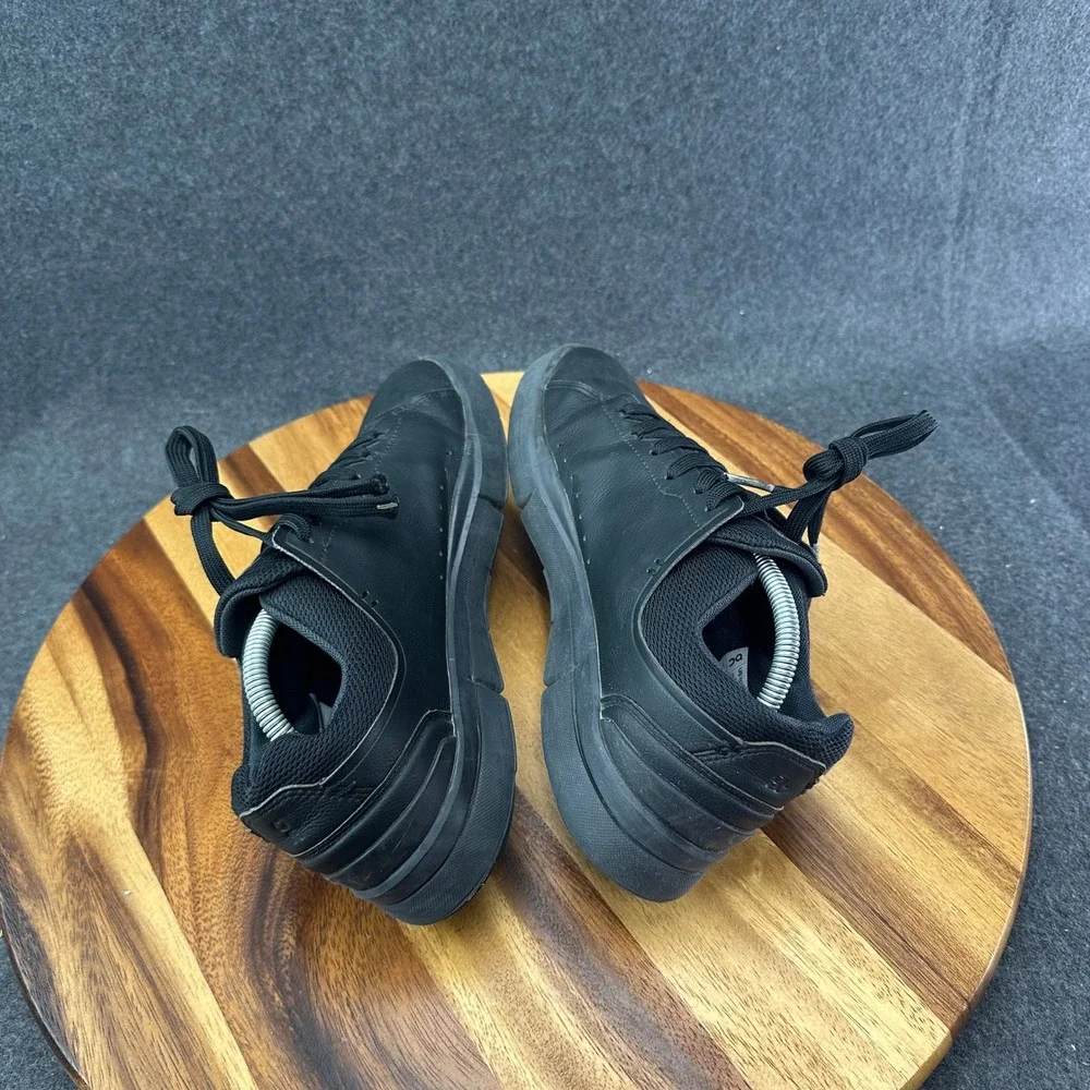 On Women's The Roger Advantage Tennis Size 7.5 Triple black Black 48.98103